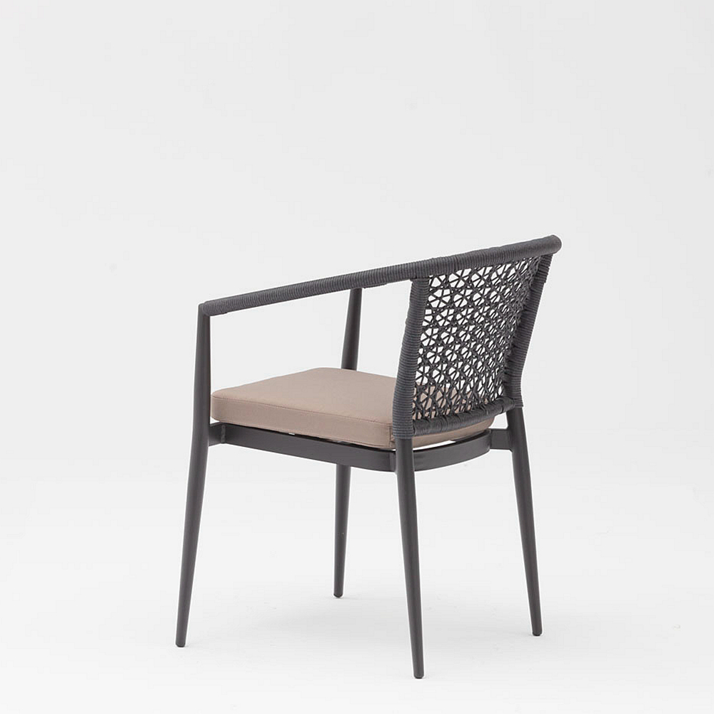 Diseño de nueva tecnología caliente Marco de aluminio de ratán moderno Jardín Terraza Playa Apoyabrazos Silla de ratán de ocio para exteriores