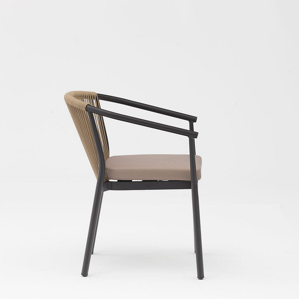 Nuevo y moderno diseño de cuerda de venta caliente, cojín trasero suave elástico, silla de exterior de cuerda de jardín de playa y terraza de aluminio