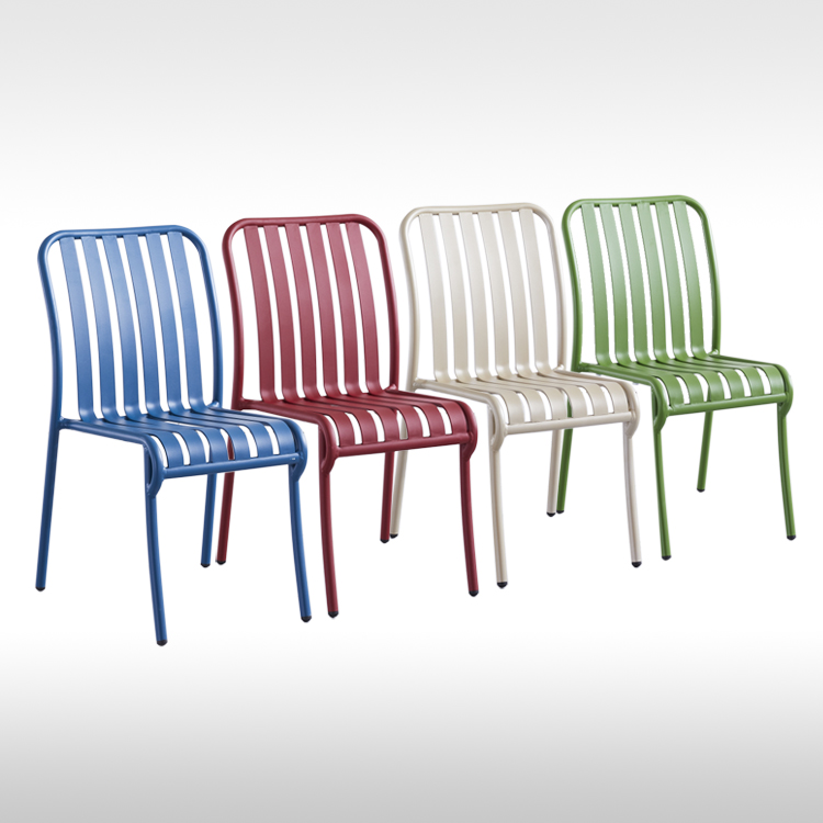 Foshan Nuevo diseño Bistro Comedor Jardín al aire libre Restaurante Patio Metal Aluminio Sillas apilables Juego de mesa Muebles