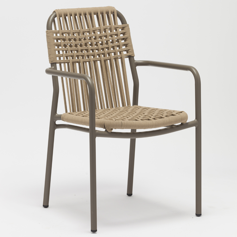 Sillas de cuerda de jardín de balcón de café al aire libre de aluminio apilables cómodas y frescas de muchos colores