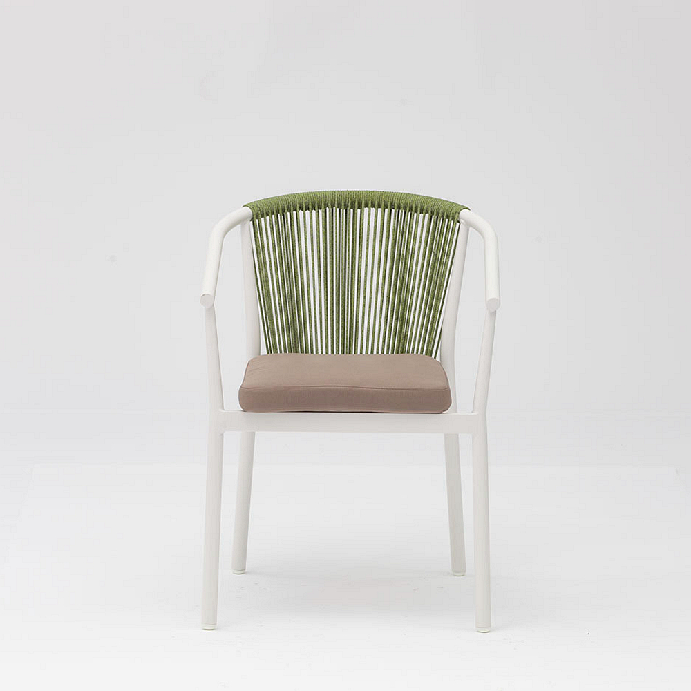 Nuevo y moderno diseño de cuerda de venta caliente, cojín trasero suave elástico, silla de exterior de cuerda de jardín de playa y terraza de aluminio