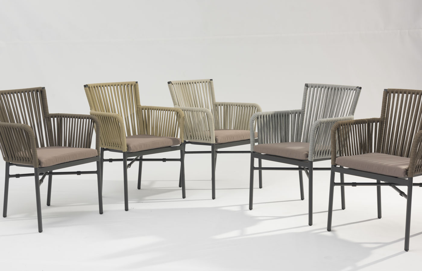 Dise&ntilde;o de nueva tecnolog&iacute;a moderna cuerda suave el&aacute;stica marco de aluminio trenzado terraza jard&iacute;n silla de cuerda al aire libre