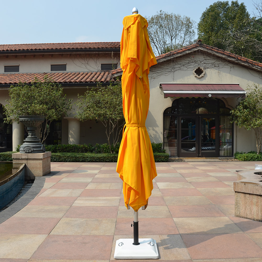 Patio grande al aire libre mesa de compensación sombrilla