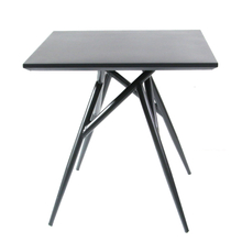 Mesa de patio cuadrada de aluminio y metal negro para patio trasero