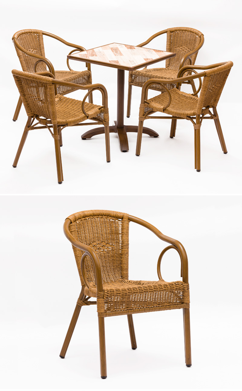 sillas de mimbre y bamb&uacute;