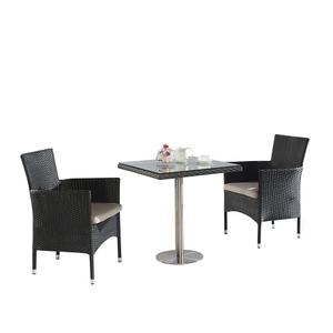 Conjunto de muebles de mesa y sillas de balcón pequeño al aire libre