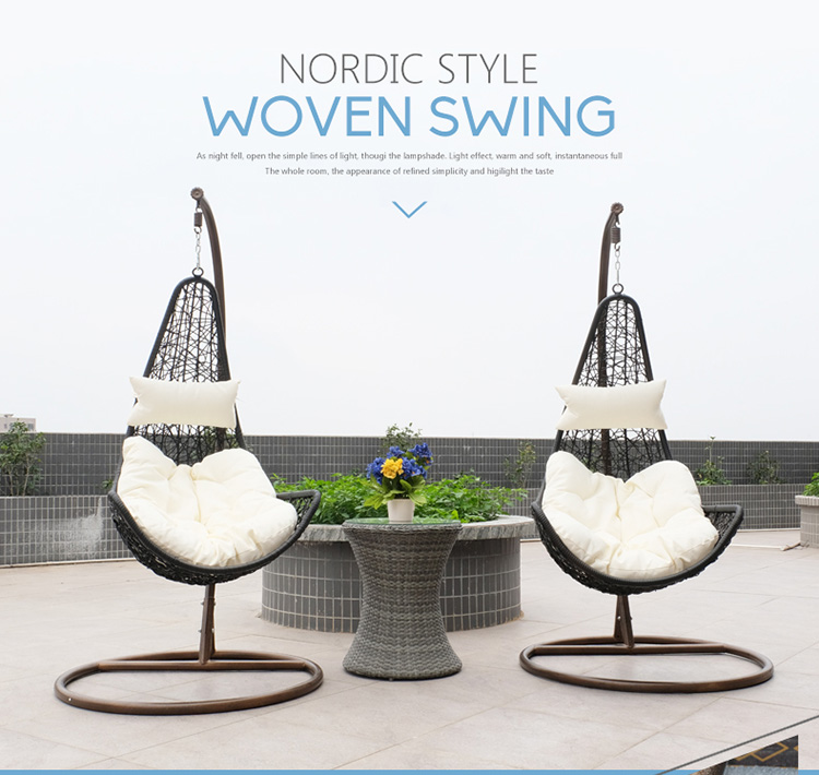 silla de mimbre colgante